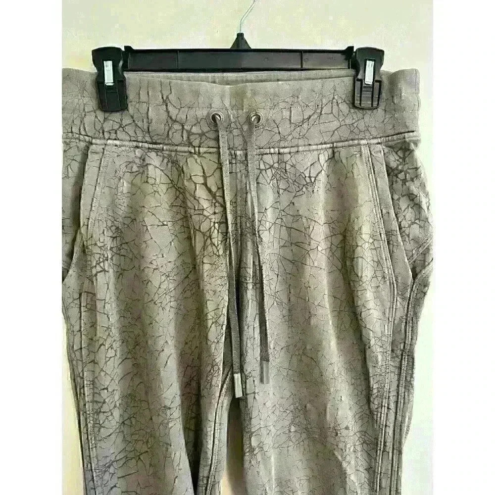 Lululemon Warm Down 7/8 Length Jogger Sweatpant Women's Size 8 Brown Pockets - Picture 4 of 7